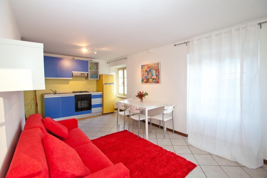 -Ortaflats- Appartamenti Imbarcadero & Palazzotto Orta San Giulio Rom bilde