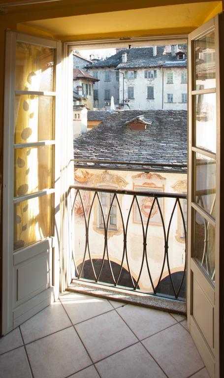 -Ortaflats- Appartamenti Imbarcadero & Palazzotto Orta San Giulio Rom bilde